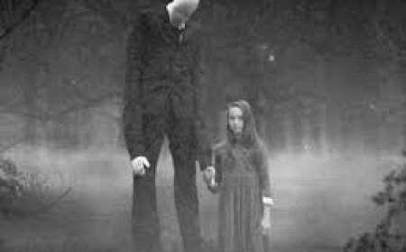 スレンダーマン 怖い：都市伝説の恐怖とその真実