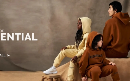 Essentials Hoodie: The Everyday Uniform You Didn’t Know You Needed