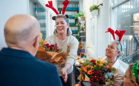 Top 12 Luxury Christmas Hampers for UK Businesses