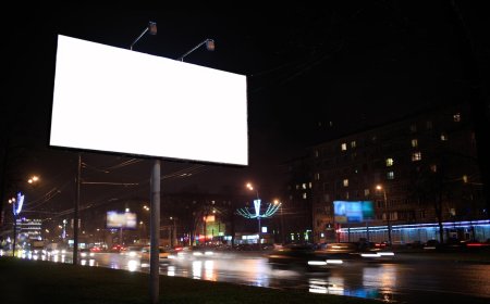 Surprising Ways Hair Salons in Singapore Use Cheap LED Panels to Attract Walk-Ins