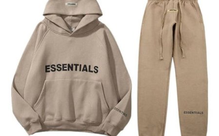 Why the Essentials Hoodie Is a Must-Have in Every Wardrobe