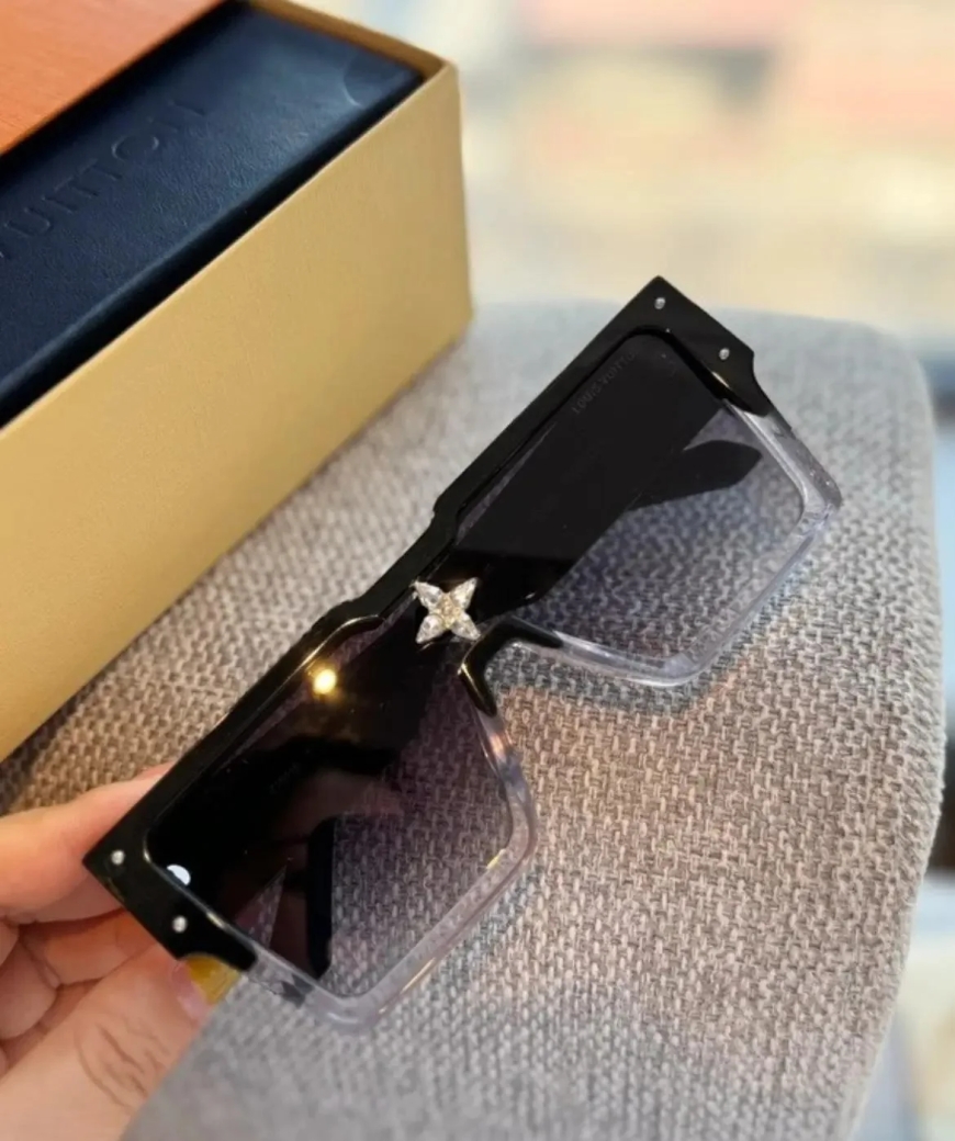 Luxury for Less: Online Designer Replicas UK Changing the Fashion Game